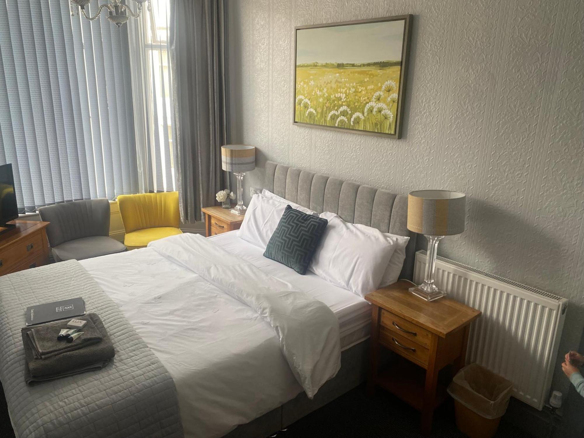 Bradburys Of Blackpool Ngoại thất bức ảnh