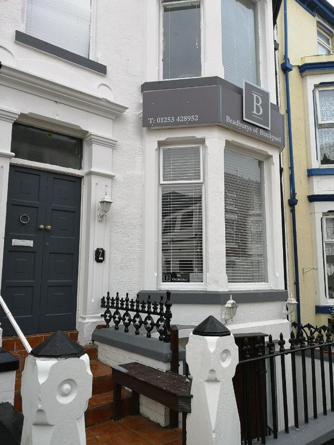 Bradburys Of Blackpool Ngoại thất bức ảnh